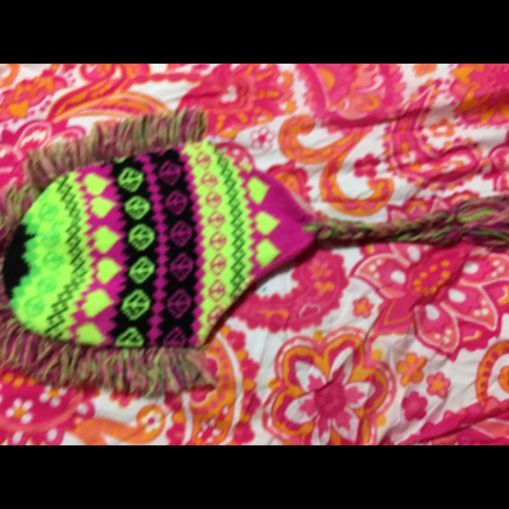 Hat - Picture 2 of 6